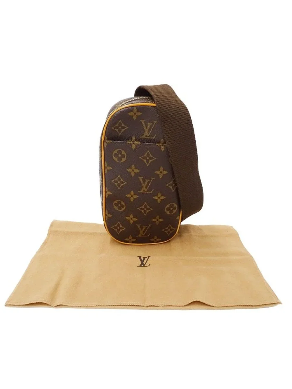 Louis Vuitton Shoulder Bag Monogram Canvas Pochette Gange Brown Crossbody Outfit